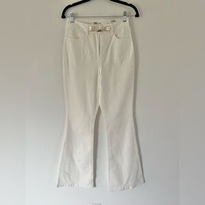 INC Flare High-Rise Resort I White Denim Jeans With‎ Gold Metal Clasp Size 2